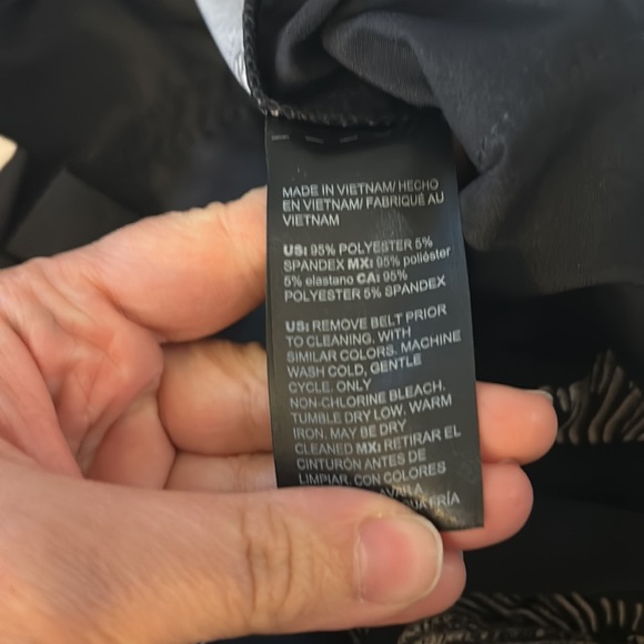 WHBM tapered ankle shell print pant - Picture 6 of 7